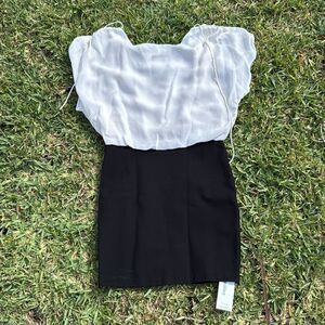 Alice and Olivia Dress - Open Back - Size 12 Dress - Tight Skirt Attached